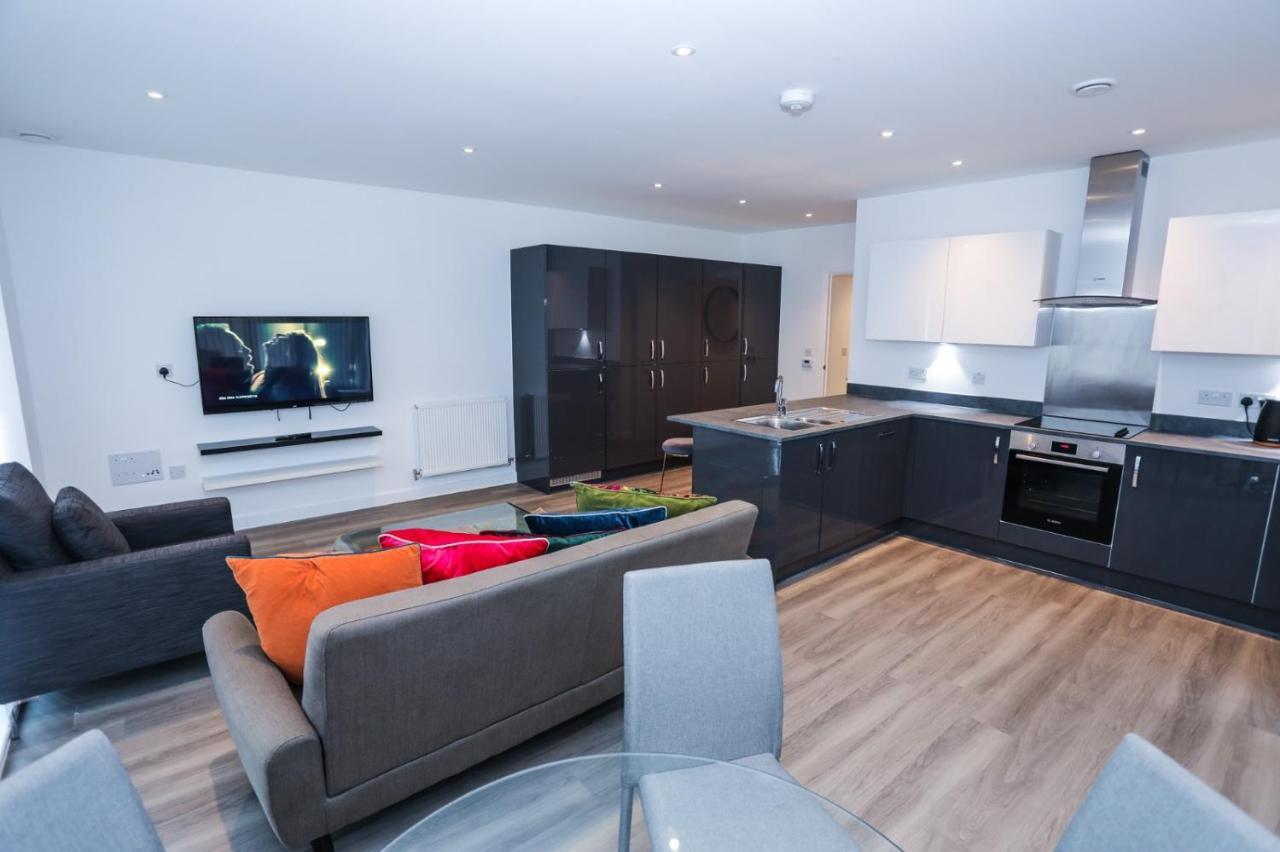 Lovely 2 Bed Apartment With Parking London Eksteriør bilde